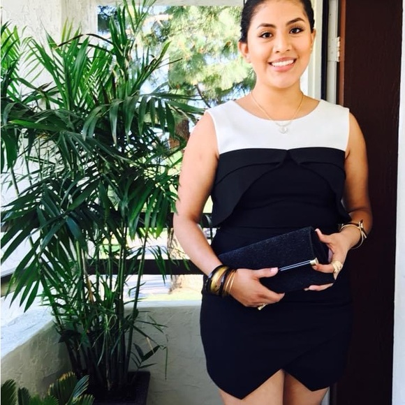 Meet your Posher, Jami 💕 - Picture 11 of 14